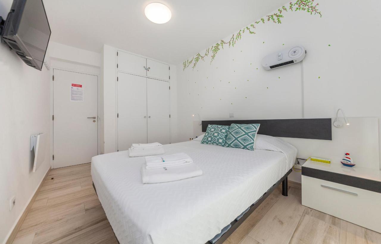 M - Martin & Tomas Guesthouse Lagos Ngoại thất bức ảnh